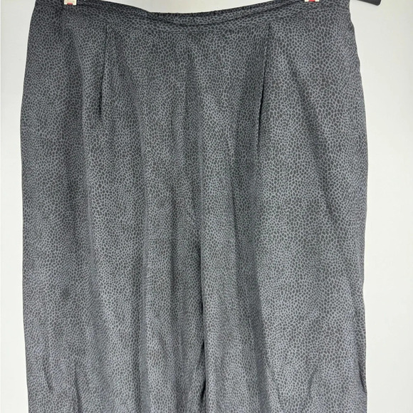Garnet Hill silk animal print flowy pants size 16 - Picture 5 of 5